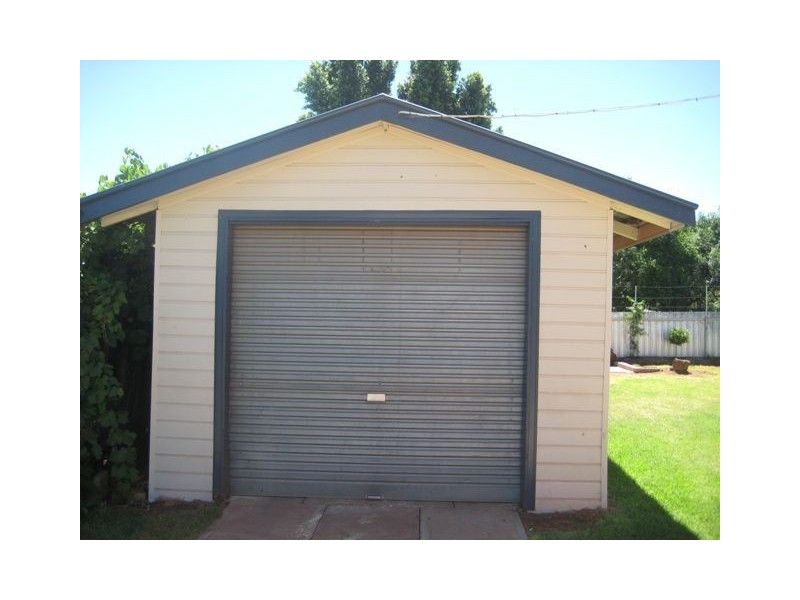 5 Fletcher Street, Cobar NSW 2835