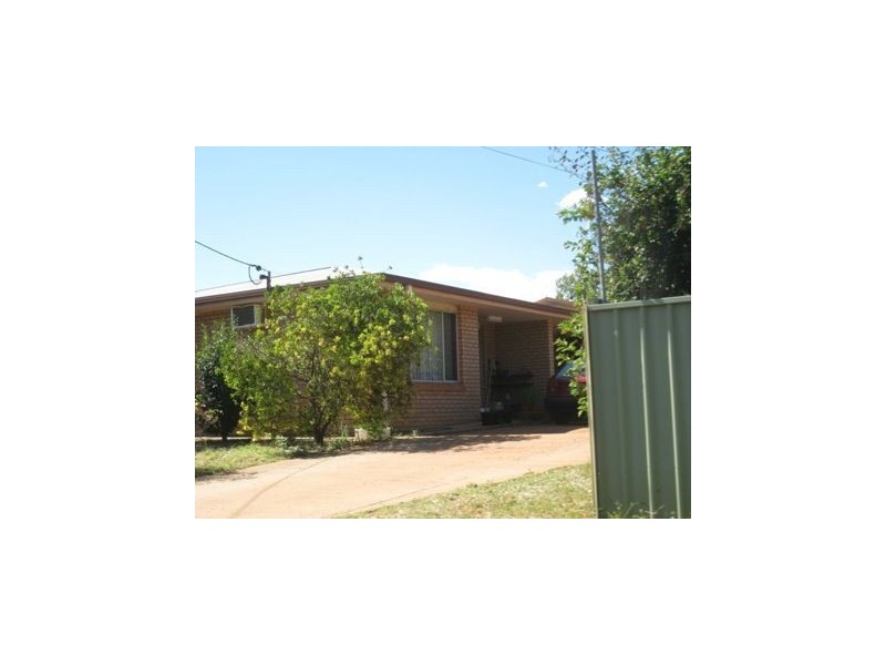 4/21 LAMROCK STREET, Cobar NSW 2835