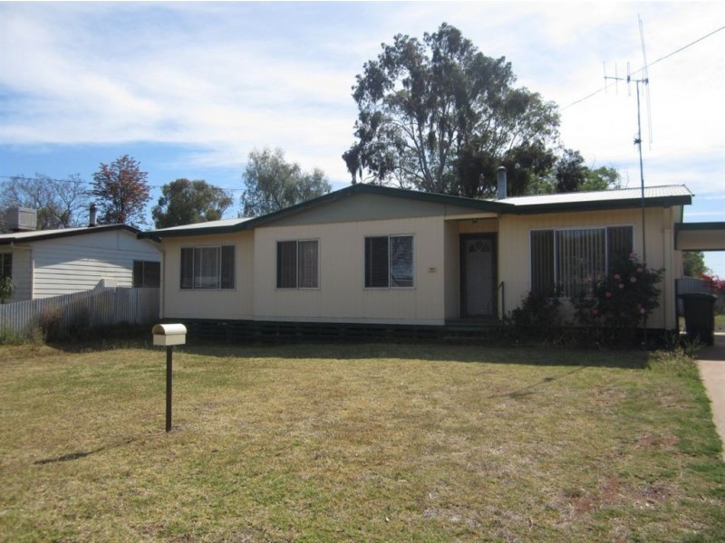 27 Monaghan St, Cobar NSW 2835