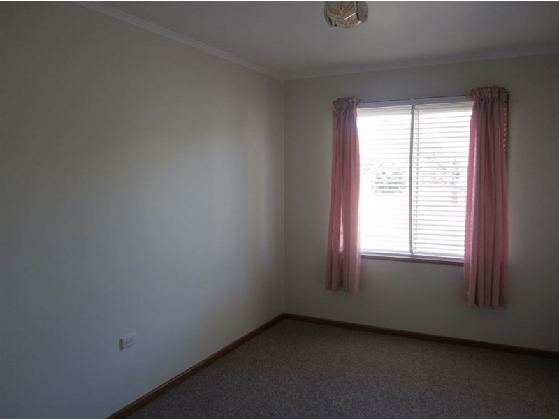 27 Monaghan St, Cobar NSW 2835