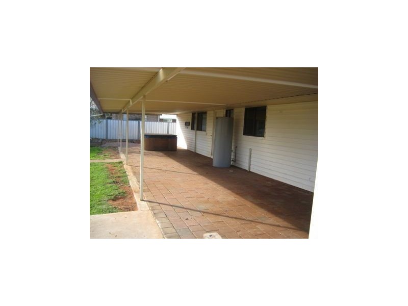 43 Monaghan Street, Cobar NSW 2835