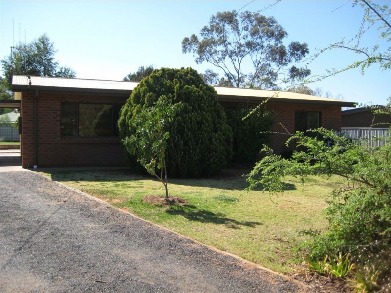 28 Tindera Street, Cobar NSW 2835