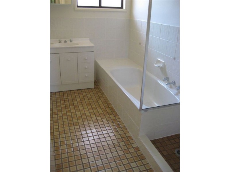 28 Tindera Street, Cobar NSW 2835