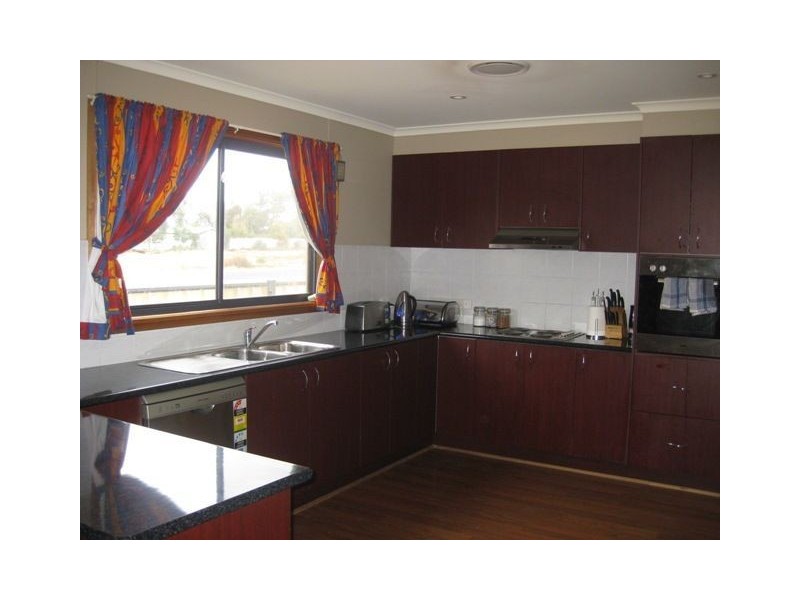 18 Duffy Drive, Cobar NSW 2835