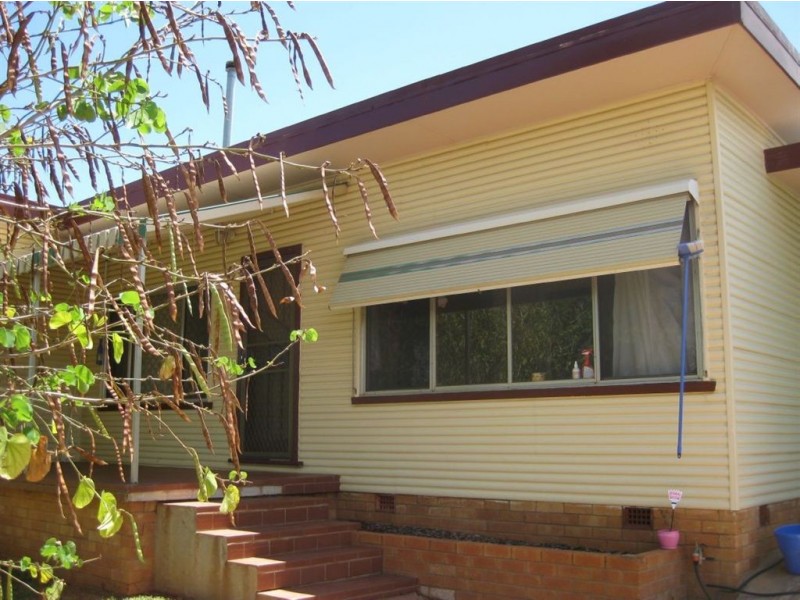 11 Snelson St, Cobar NSW 2835