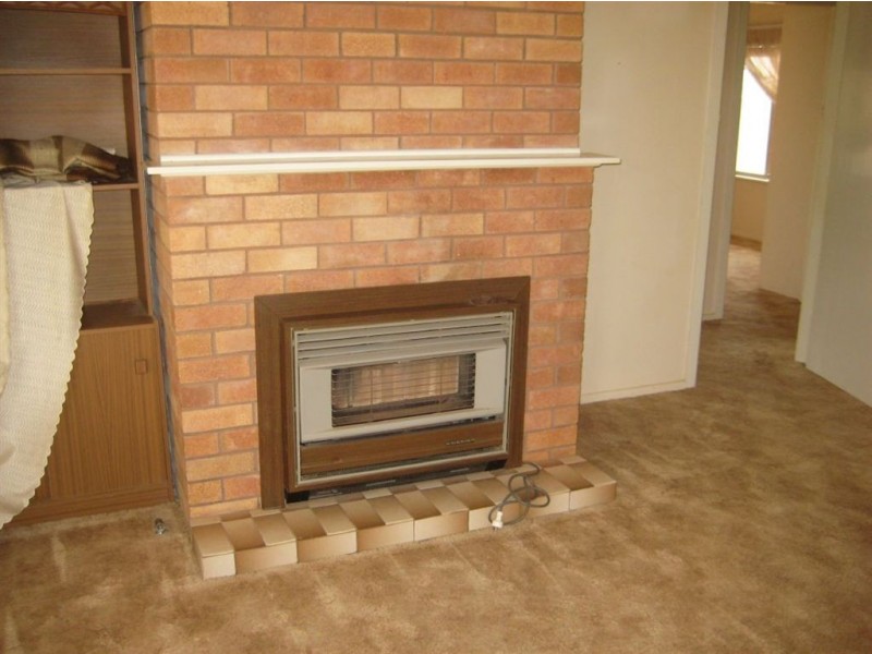 11 Snelson St, Cobar NSW 2835