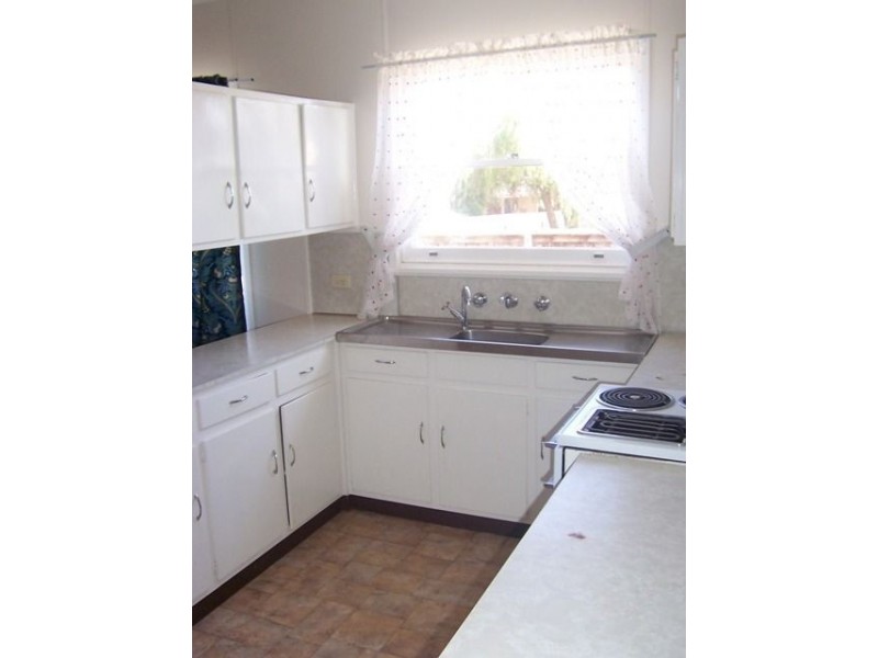 10 Fletcher Street, Cobar NSW 2835