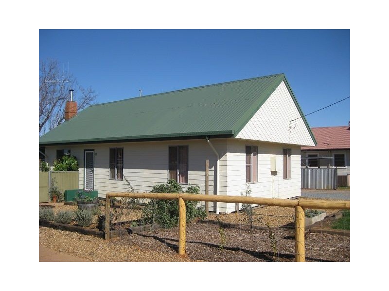 19 Murray Street, Cobar NSW 2835