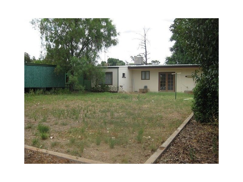 9 Nullamutt Street, Cobar NSW 2835