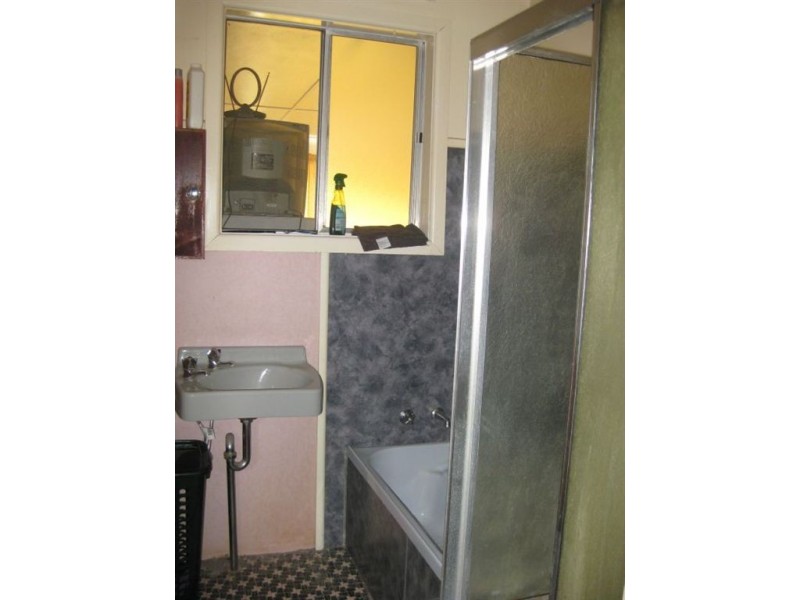 9-11 Kelly  St, Cobar NSW 2835