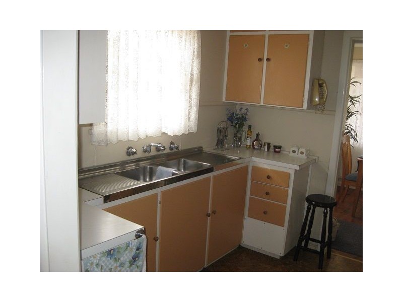 9-11 Kelly  St, Cobar NSW 2835