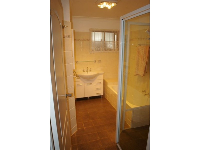 36 Bathurst Street, Cobar NSW 2835