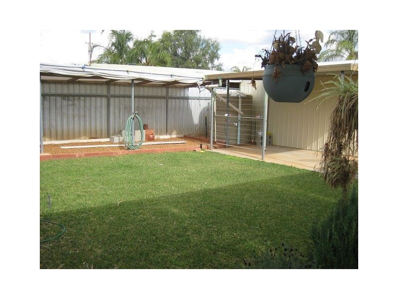 36 Bathurst Street, Cobar NSW 2835