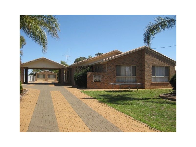 41 Monaghan Street, Cobar NSW 2835