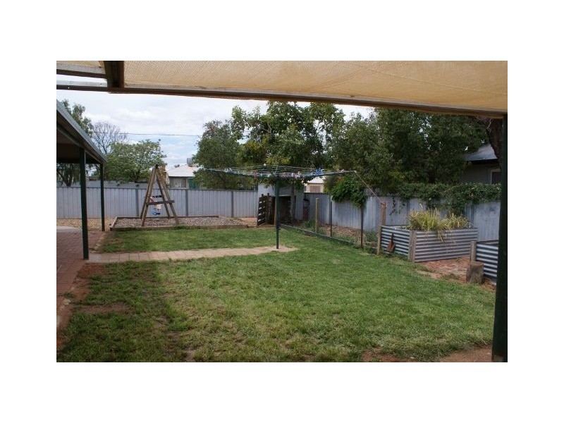 19 Murray St, Cobar NSW 2835