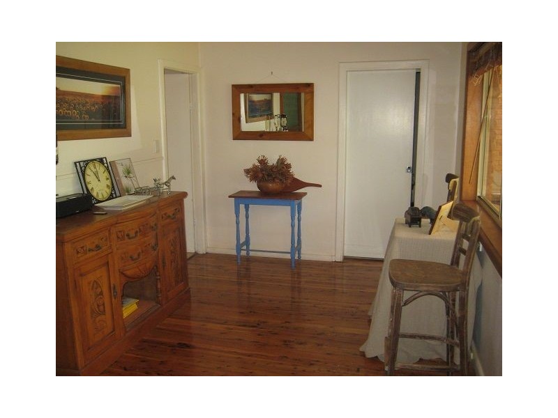 11 Booroomugga Street, Cobar NSW 2835