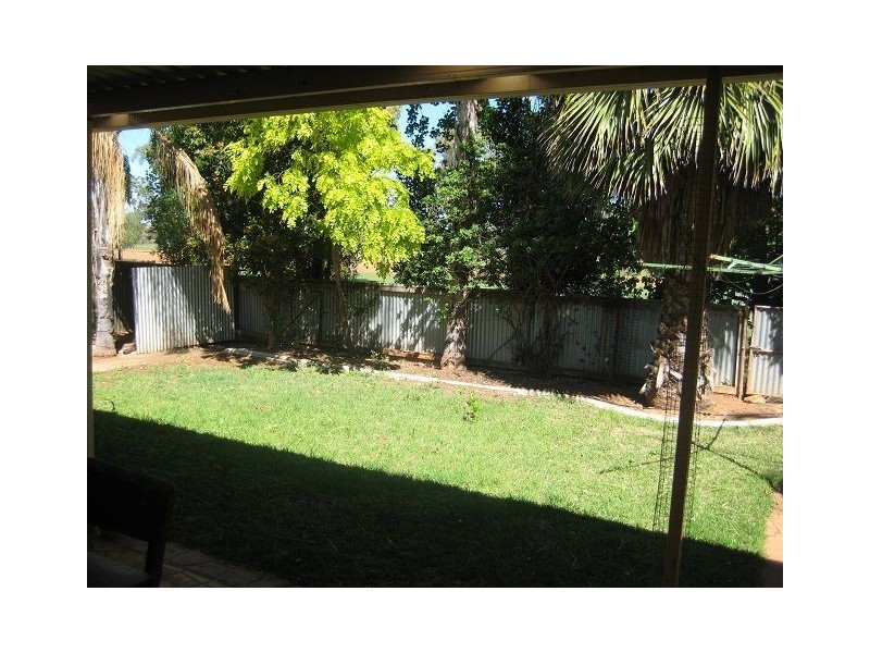 11 Booroomugga Street, Cobar NSW 2835