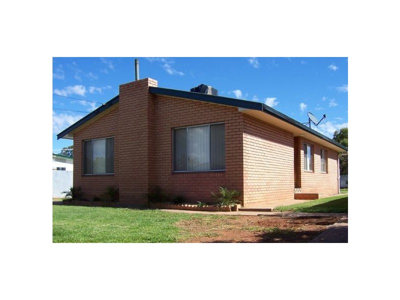 5 Fletcher Street, Cobar NSW 2835