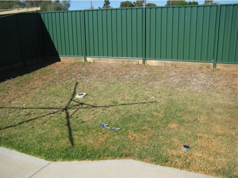 27 Duffy Drive, Cobar NSW 2835