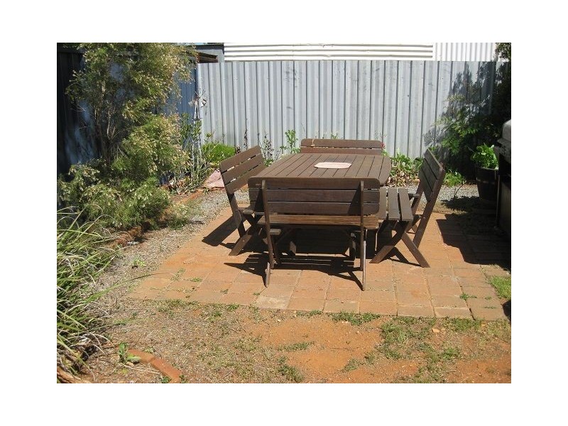 42 Green Street, Cobar NSW 2835