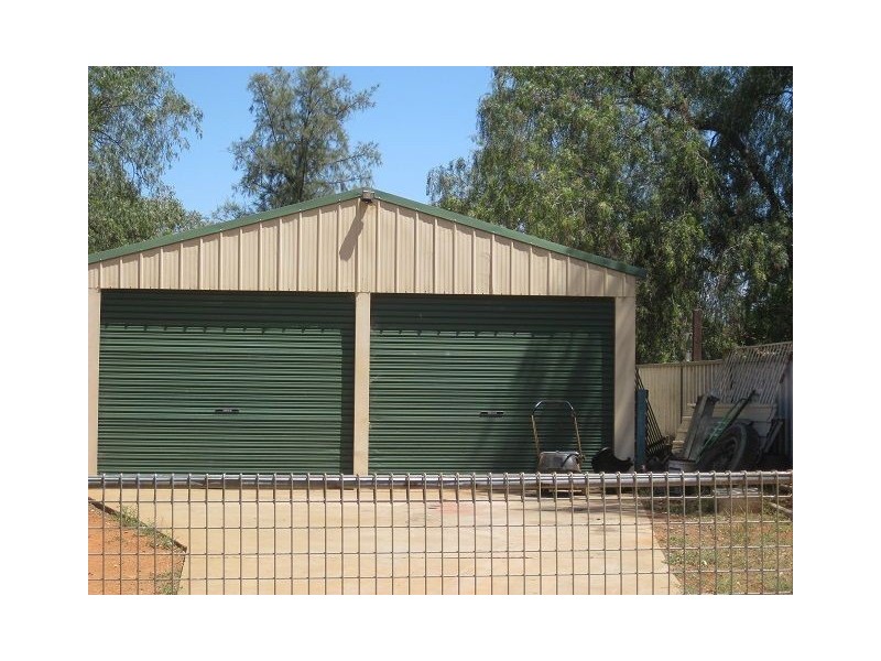 21 Monaghan Street, Cobar NSW 2835