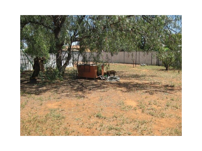 21 Monaghan Street, Cobar NSW 2835