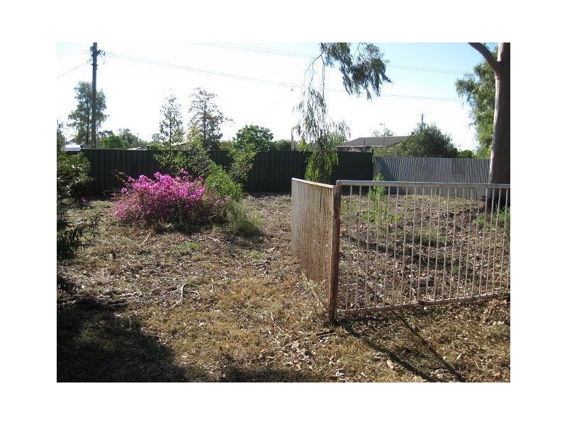 11 Bourke Road, Cobar NSW 2835