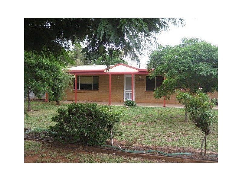32 Tindera Street, Cobar NSW 2835