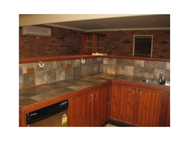 32 Tindera Street, Cobar NSW 2835