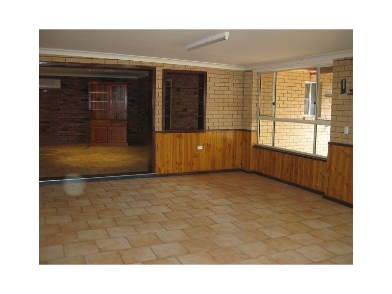 32 Tindera Street, Cobar NSW 2835