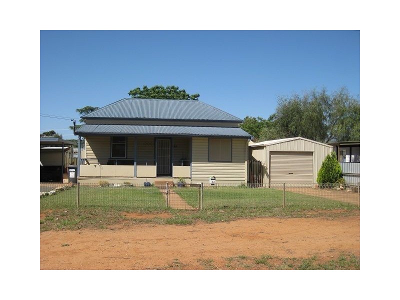 42 Green Street, Cobar NSW 2835