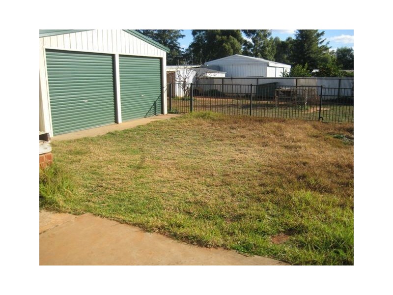 65 Monaghan Street, Cobar NSW 2835