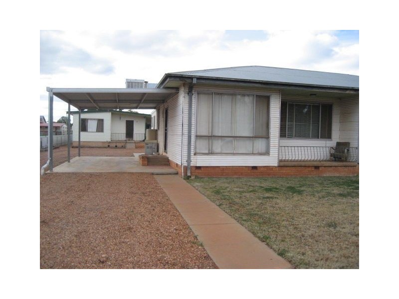 1/11 Kelly Street, Cobar NSW 2835