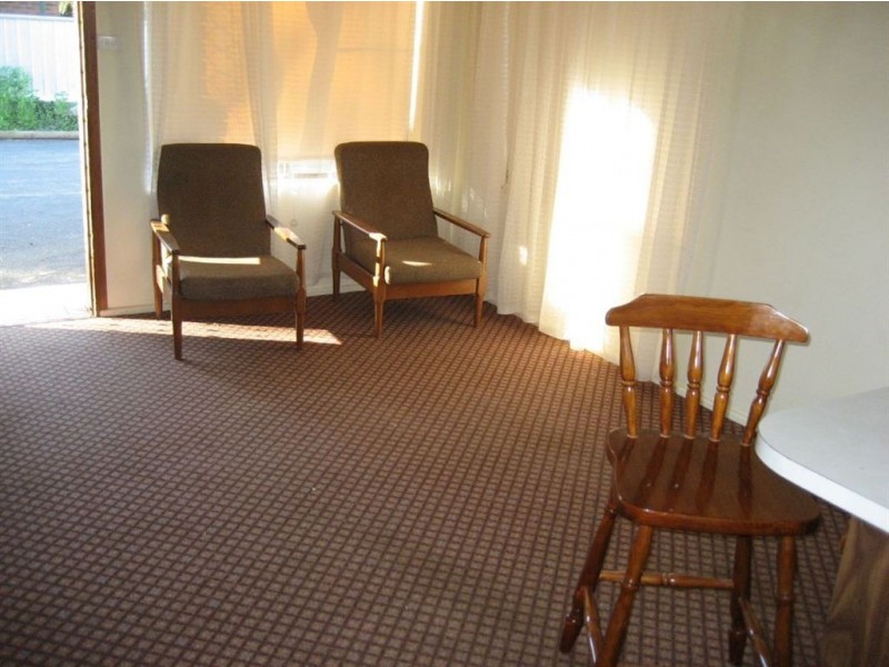 1/29 Leah st, Cobar NSW 2835