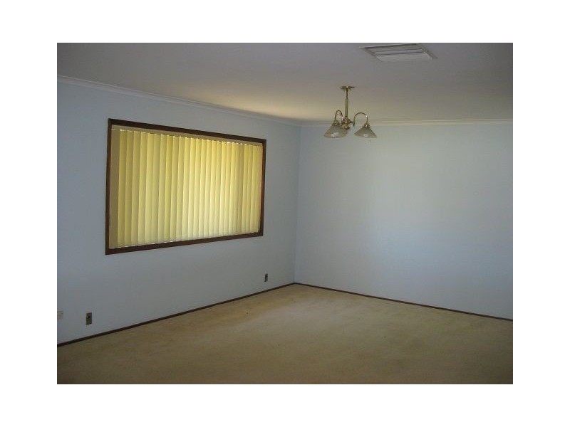 18 Brough Street, Cobar NSW 2835