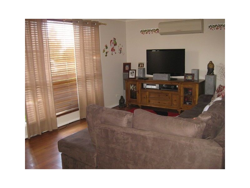 6 Nyngan Road, Cobar NSW 2835