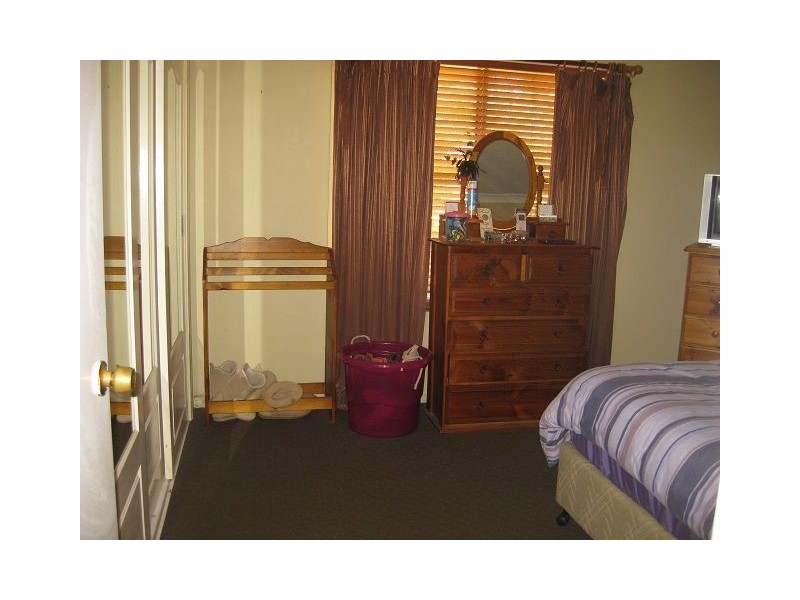 6 Nyngan Road, Cobar NSW 2835