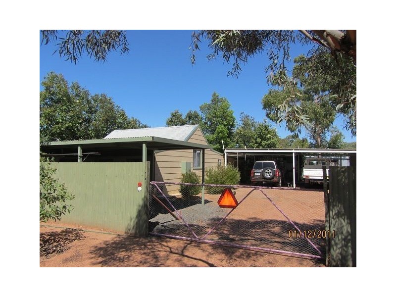 5 Bloxham Street, Cobar NSW 2835