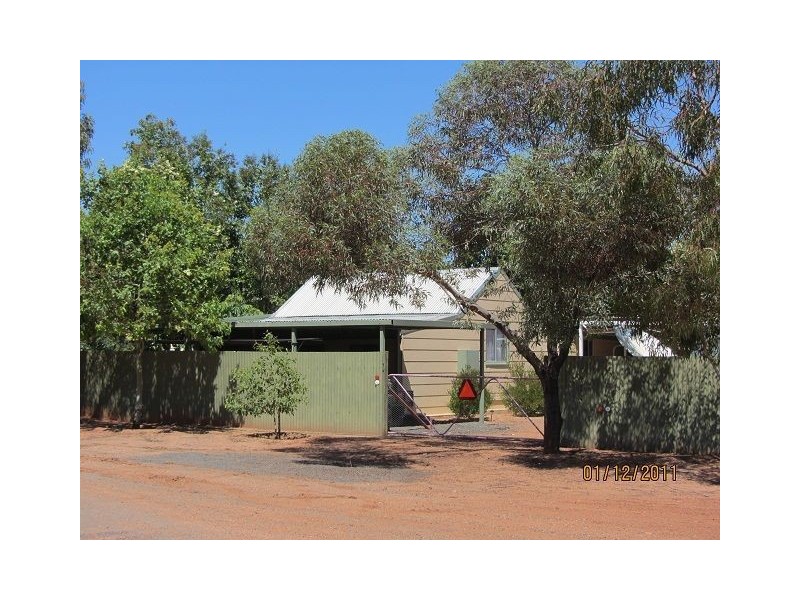 5 Bloxham Street, Cobar NSW 2835