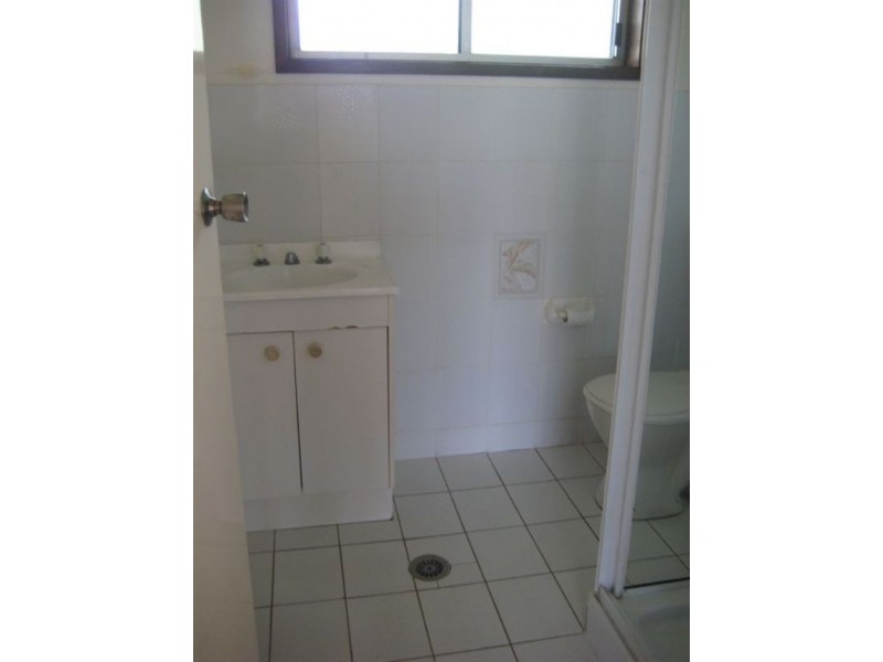 2/21 Lamrock St, Cobar NSW 2835