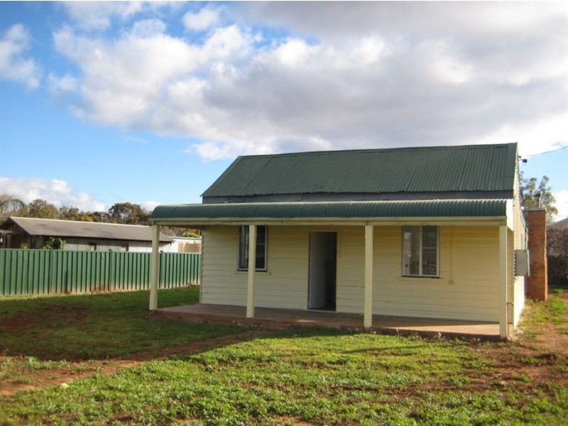 56 Louth Rd, Cobar NSW 2835