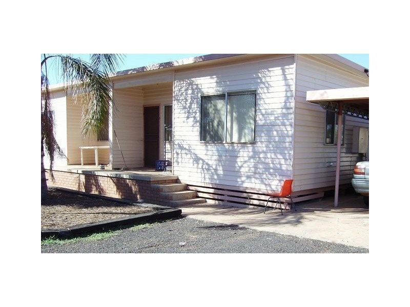 5/64-66 Bathurst Street, Cobar NSW 2835