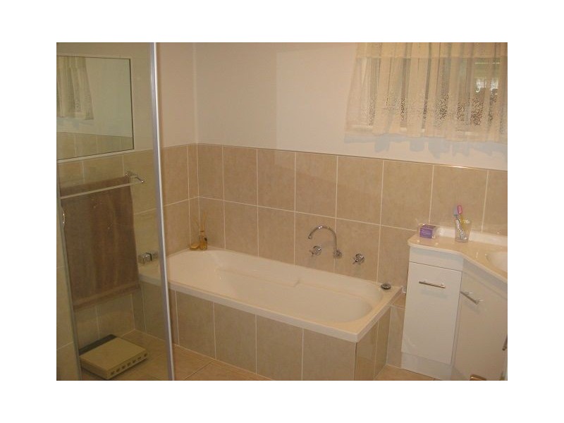 5 Conduit Street, Cobar NSW 2835