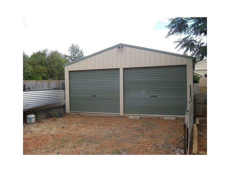 27 Margaret Street, Cobar NSW 2835