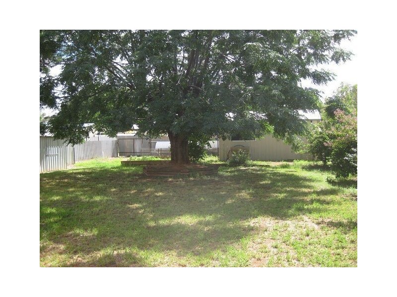 27 Margaret Street, Cobar NSW 2835