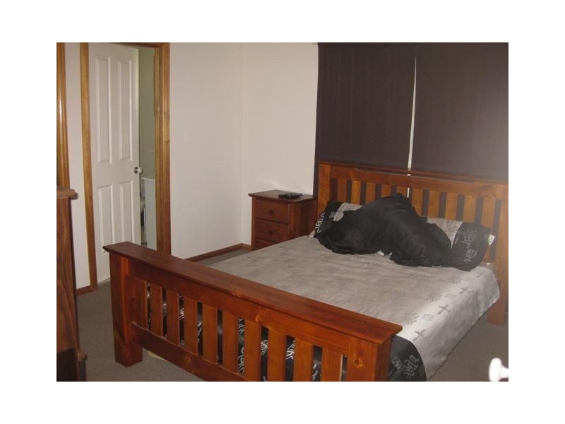 4 Hogan Place, Cobar NSW 2835