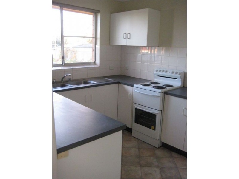 20 Woodiwiss Ave, Cobar NSW 2835