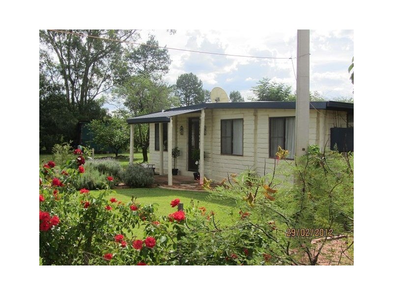 * Pineview, Nyngan NSW 2825