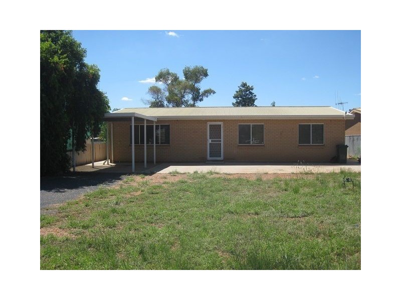 13 Conduit Street, Cobar NSW 2835