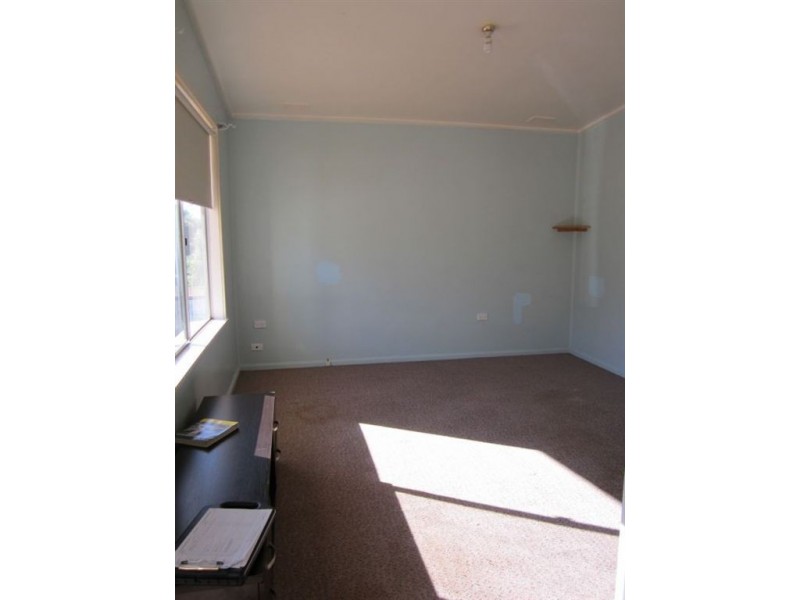 6 Wetherell Cres, Cobar NSW 2835